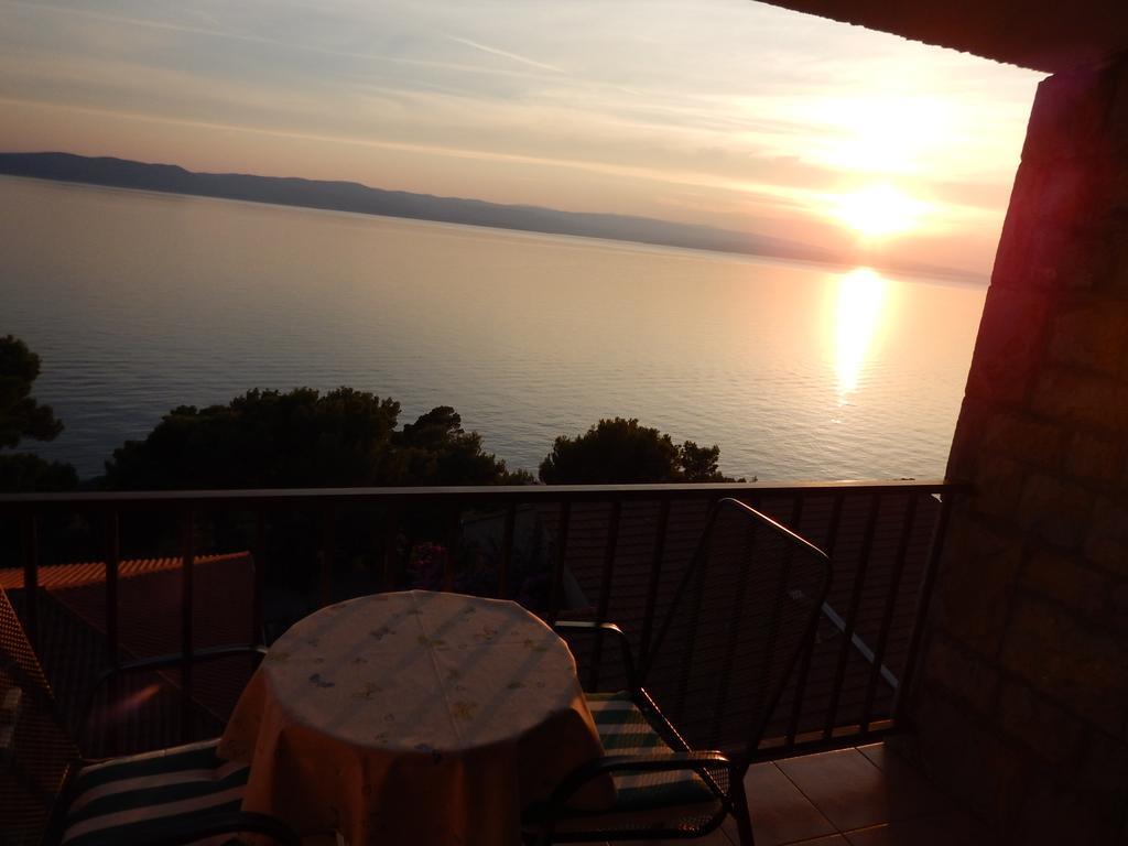 Apartment Danica Брела Екстериор снимка