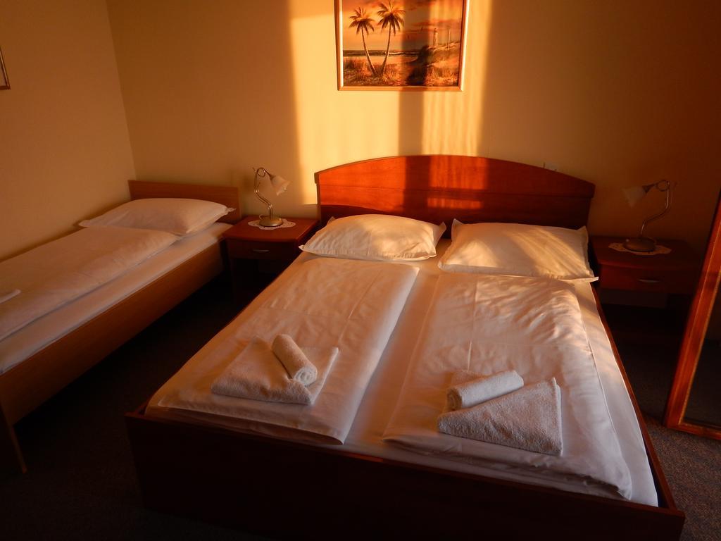 Apartment Danica Брела Екстериор снимка